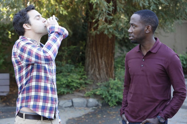 Still of Lamorne Morris and Jake Johnson in New Girl (2011)