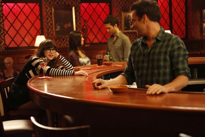 Still of Zooey Deschanel and Jake Johnson in New Girl (2011)