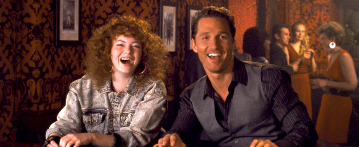 Still of Matthew McConaughey and Emma Stone in Ghosts of Girlfriends Past (2009)