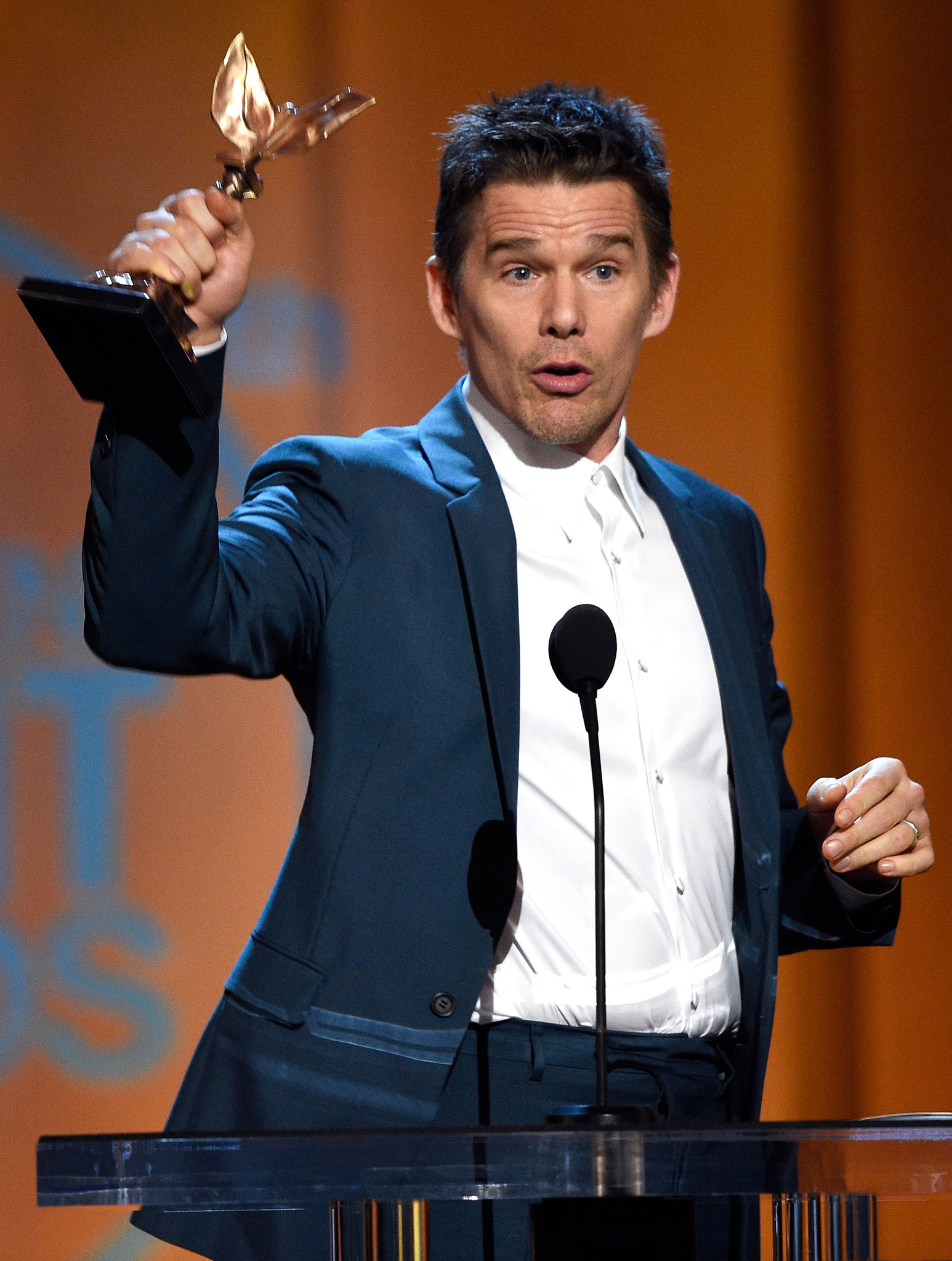 Ethan Hawke at event of 30th Annual Film Independent Spirit Awards (2015)