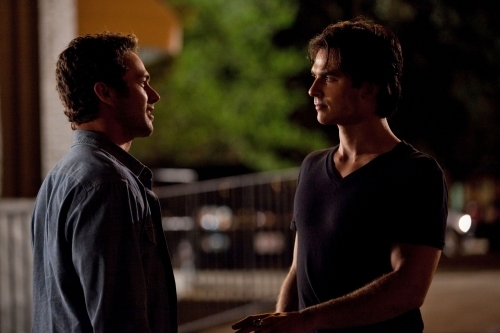 Still of Ian Somerhalder and Taylor Kinney in Vampyro dienorasciai (2009)