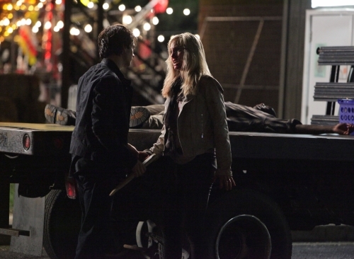 Still of Ian Somerhalder and Candice King in Vampyro dienorasciai (2009)