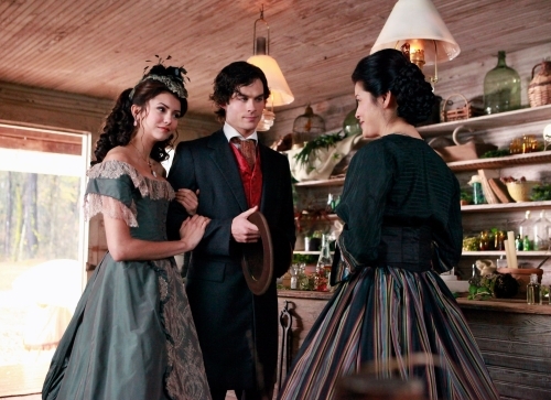 Still of Kelly Hu, Ian Somerhalder and Nina Dobrev in Vampyro dienorasciai (2009)