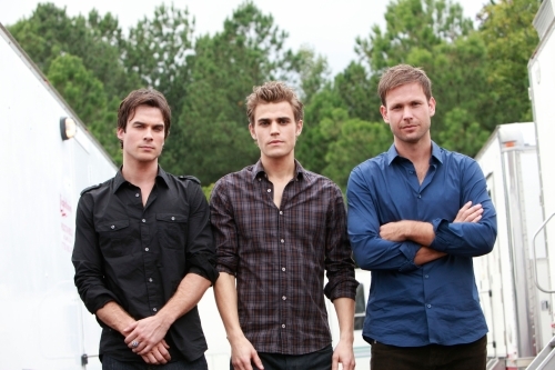 Still of Matthew Davis, Ian Somerhalder and Paul Wesley in Vampyro dienorasciai (2009)