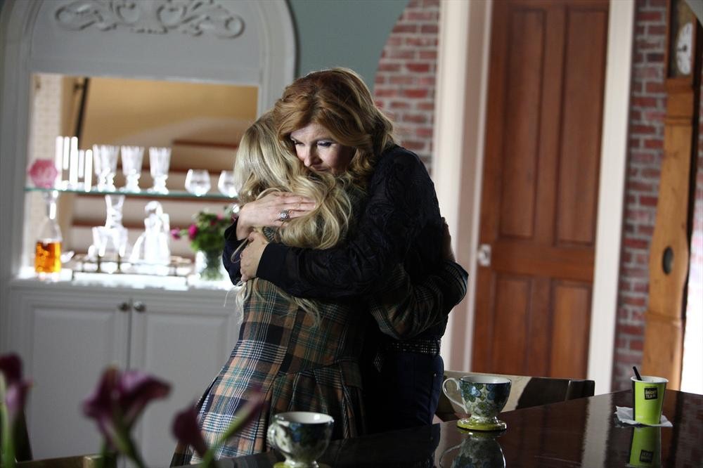 Still of Connie Britton and Clare Bowen in Nashville (2012)