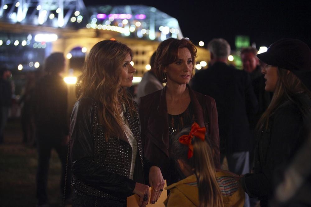 Still of Connie Britton, Judith Hoag, Lennon Stella and Maisy Stella in Nashville (2012)