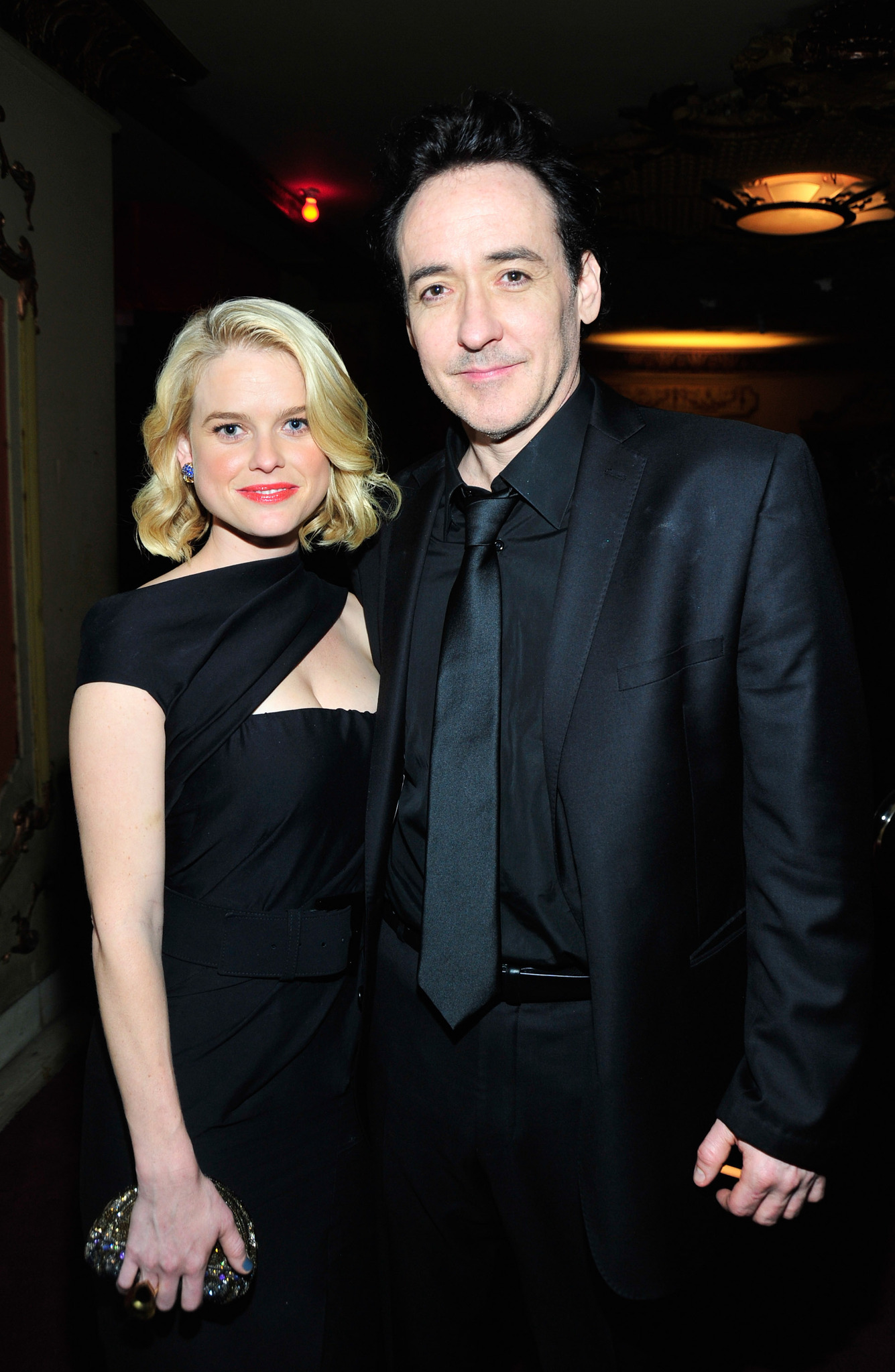 John Cusack and Alice Eve at event of Varnas (2012)