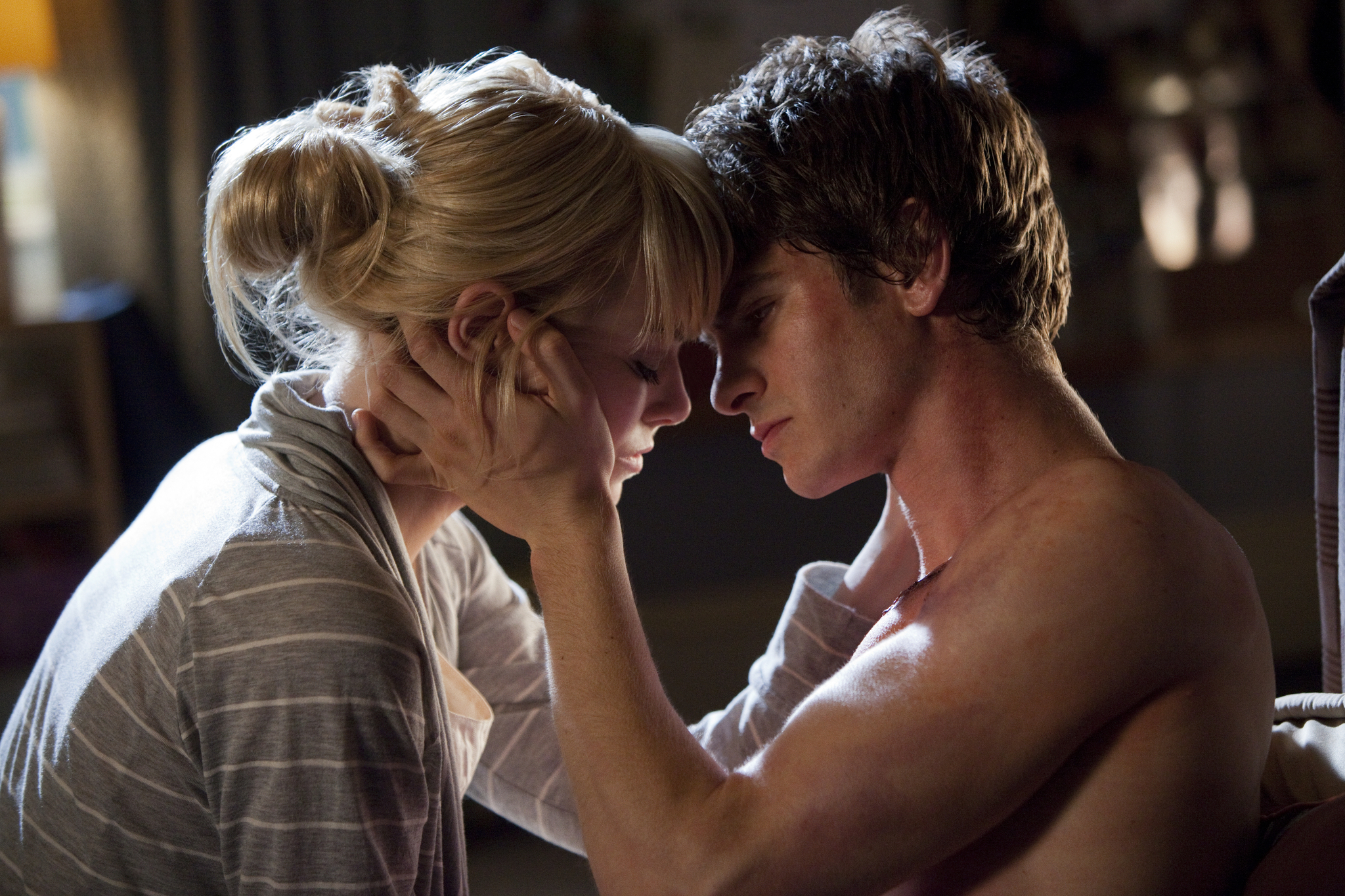 Still of Emma Stone and Andrew Garfield in Nepaprastas Zmogus-Voras (2012)