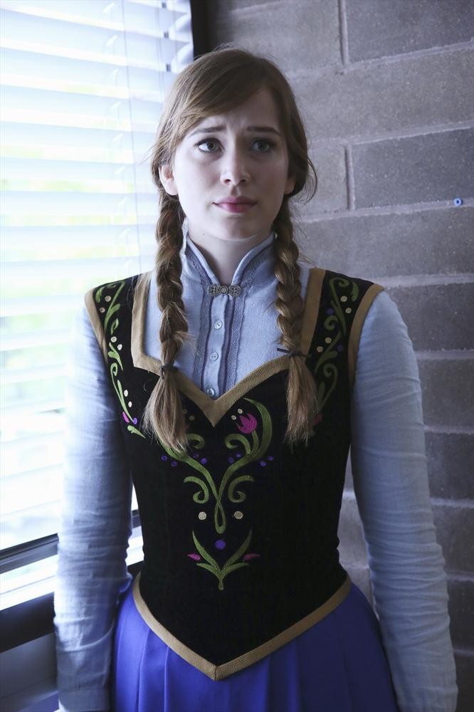 Still of Elizabeth Lail in Once Upon a Time (2011)