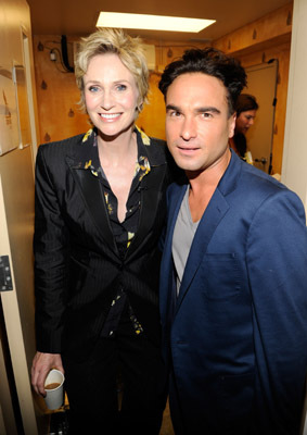 Johnny Galecki and Jane Lynch