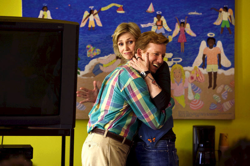 Still of Jane Lynch and A.D. Miles in Vyriskas auklejimas (2008)