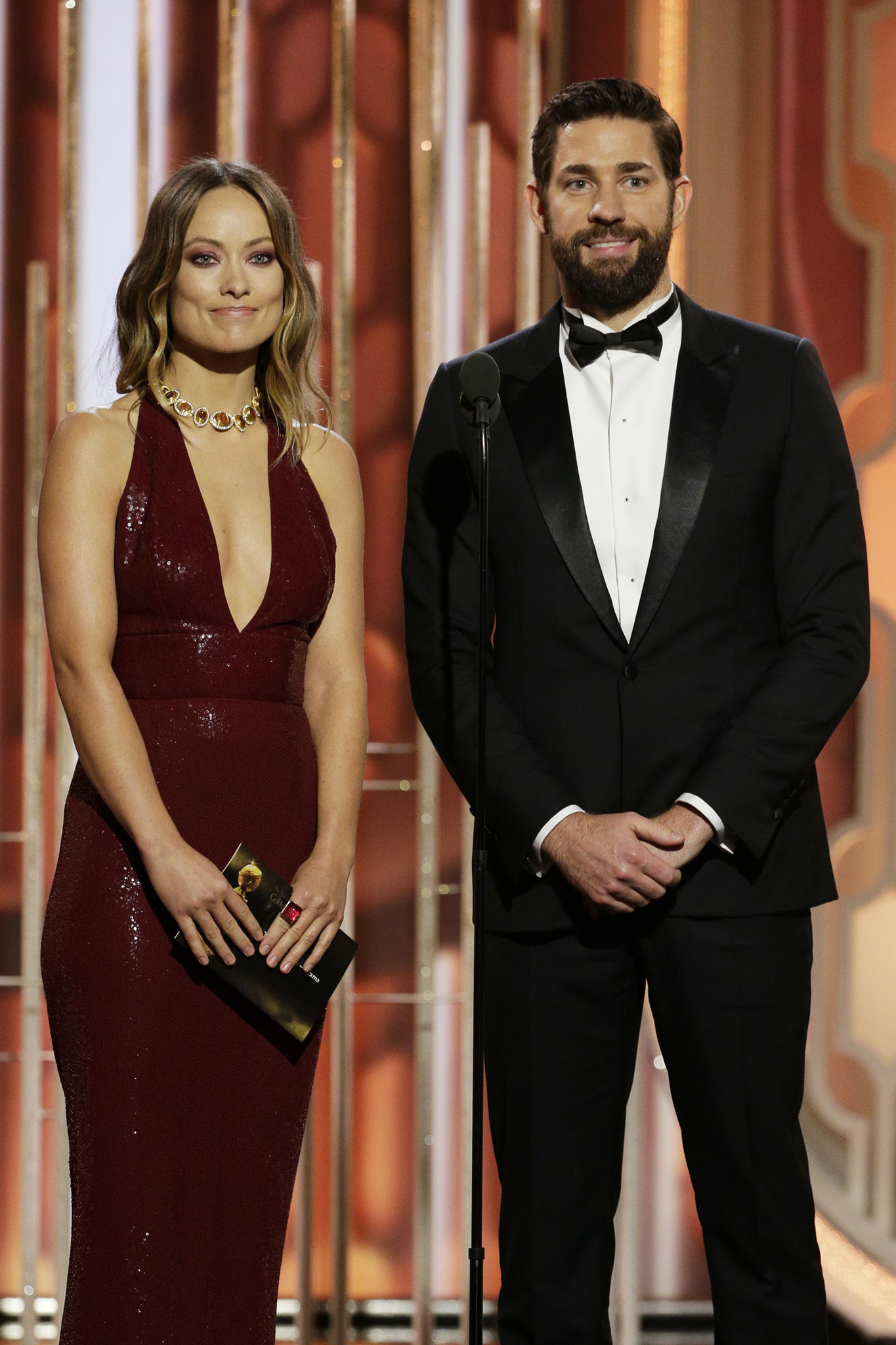 John Krasinski and Olivia Wilde at event of 73rd Golden Globe Awards (2016)