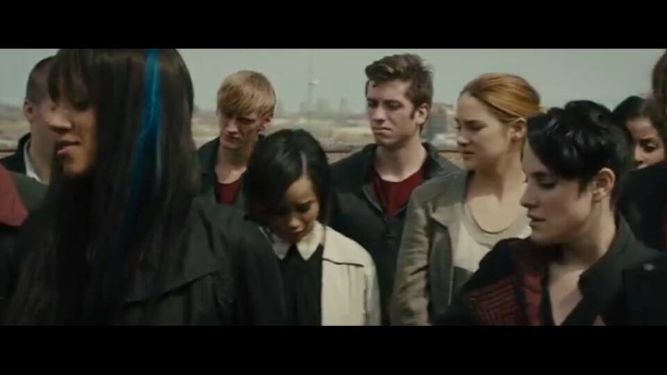 Alana Bullard in Divergent (uncredited)