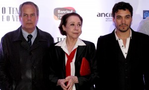 Jayme Monjardim, Fernanda Montenegro and Martín Rodriguez at event of O Tempo e o Vento (2013)