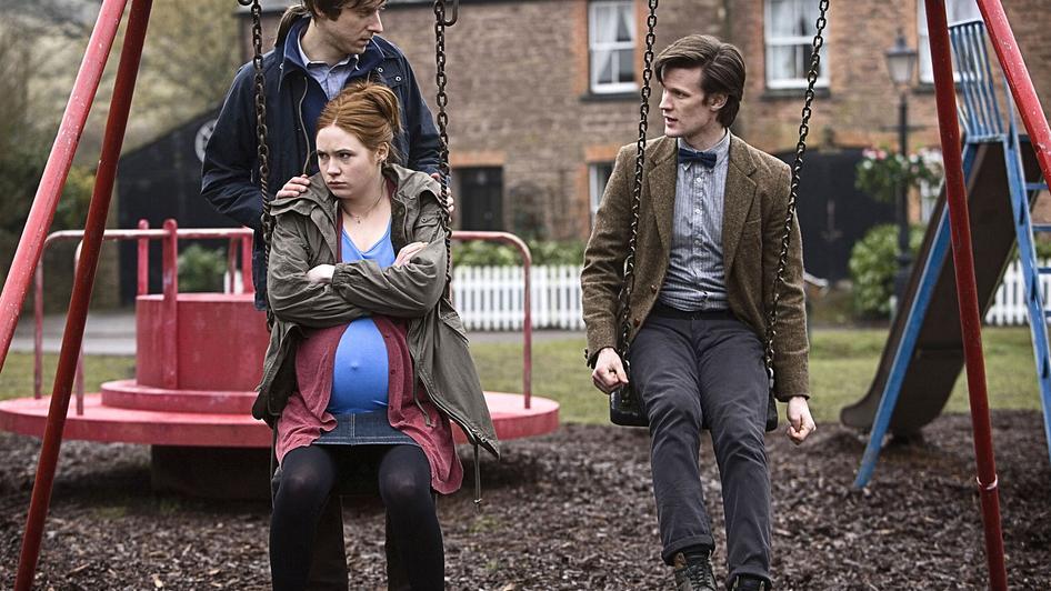 Still of Matt Smith, Karen Gillan and Arthur Darvill in Doctor Who (2005)