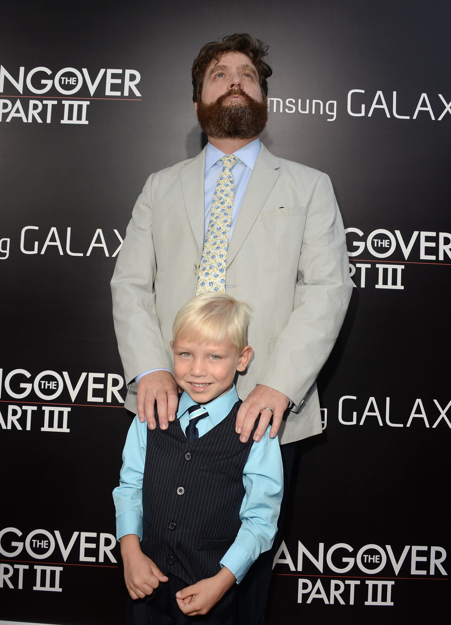 Zach Galifianakis and Grant Holmquist at event of Pagirios 3: velniai zino kur (2013)