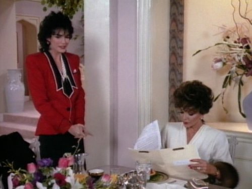 Still of Joan Collins and Terri Garber in Dynasty (1981)