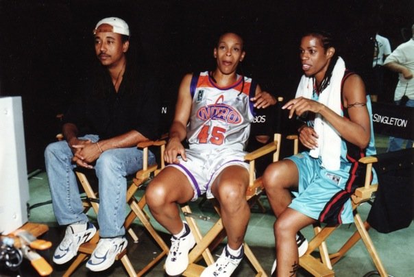 Jesse Vaughan, Teresa Weatherspoon & Kim Wayans on the set of Juwanna Mann