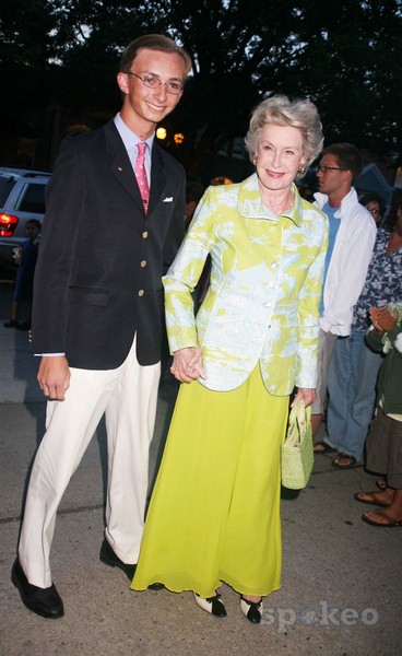 Cole Rumbough and Dina Merrill arrive at the premier of 