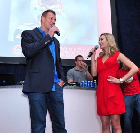 Julie Ann Dawson hosting the Q & A and Meet and Greet with New England Patriots' Tight End, Rob Gronkowski at Foxwoods Resort & Casino (2015).
