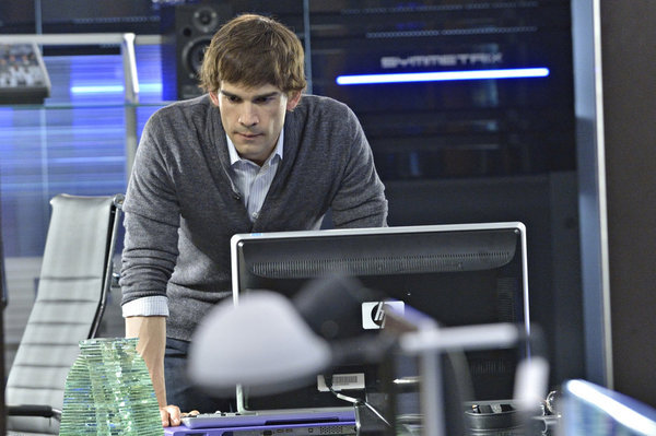 Still of Christopher Gorham in Covert Affairs (2010)