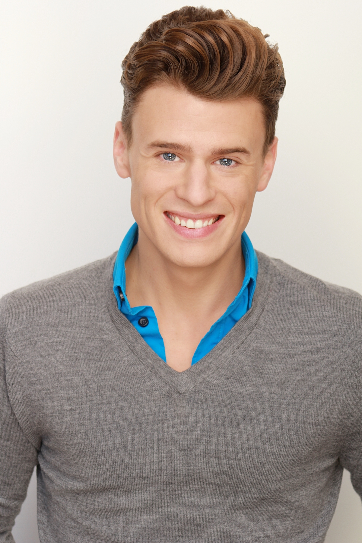 ← Blake McIver Ewing pictures.
