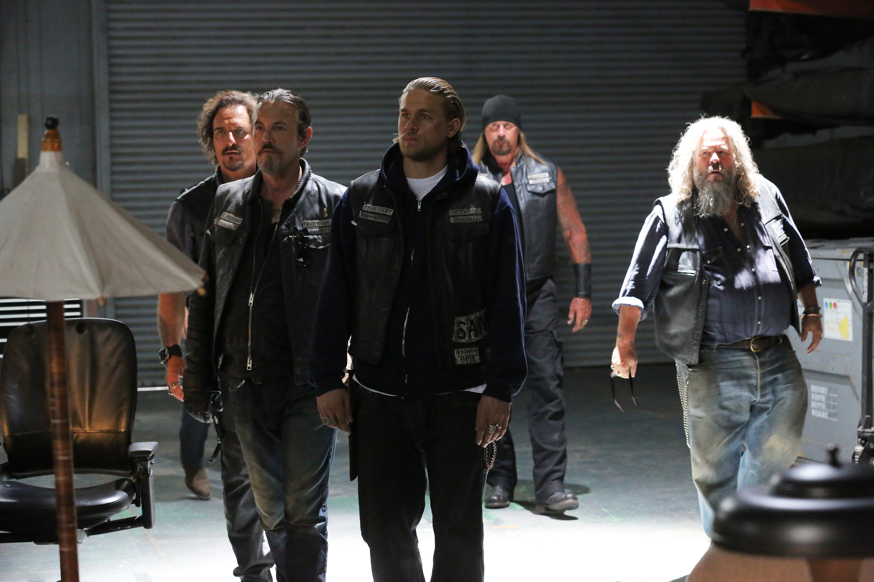 Still of Mark Boone Junior, Kim Coates, Tommy Flanagan, Charlie Hunnam and Rusty Coones in Sons of Anarchy (2008)