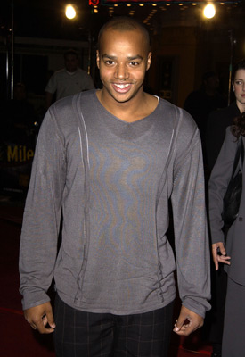 Donald Faison at event of 8 mylia (2002)