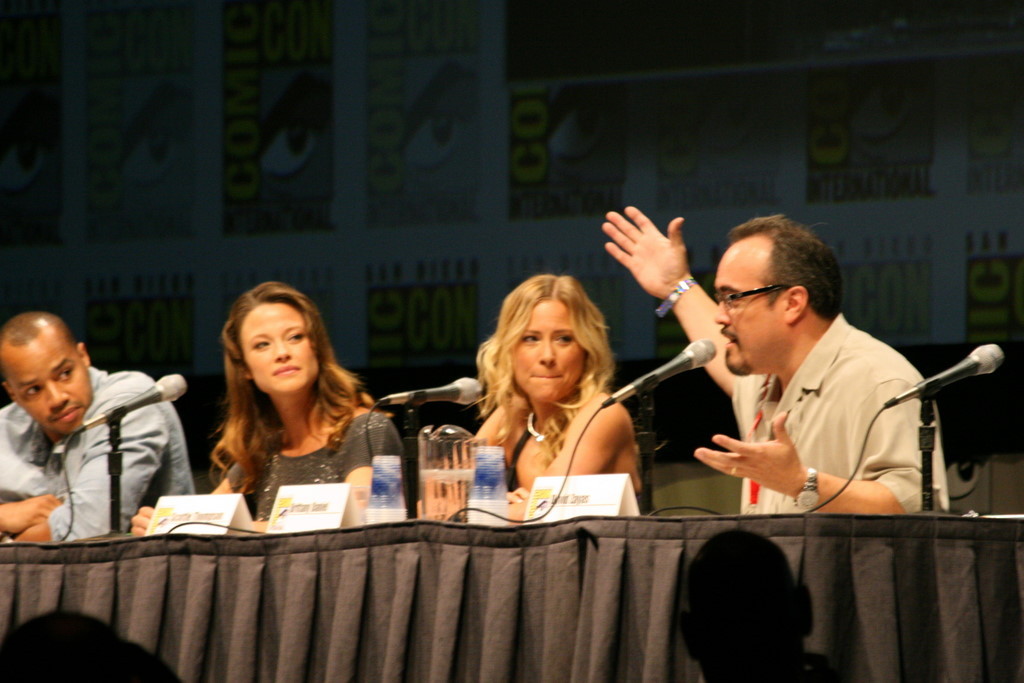 Brittany Daniel, Donald Faison, David Zayas and Scottie Thompson at event of Horizontas (2010)