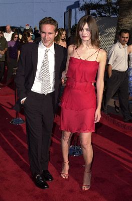 Alessandro Nivola and Emily Mortimer at event of Jurassic Park III (2001)