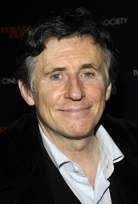 Gabriel Byrne at event of Seraphim Falls (2006)