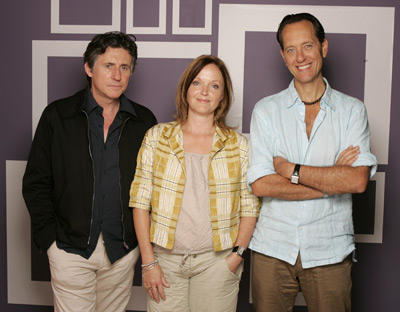 Gabriel Byrne, Richard E. Grant and Miranda Richardson at event of Wah-Wah (2005)