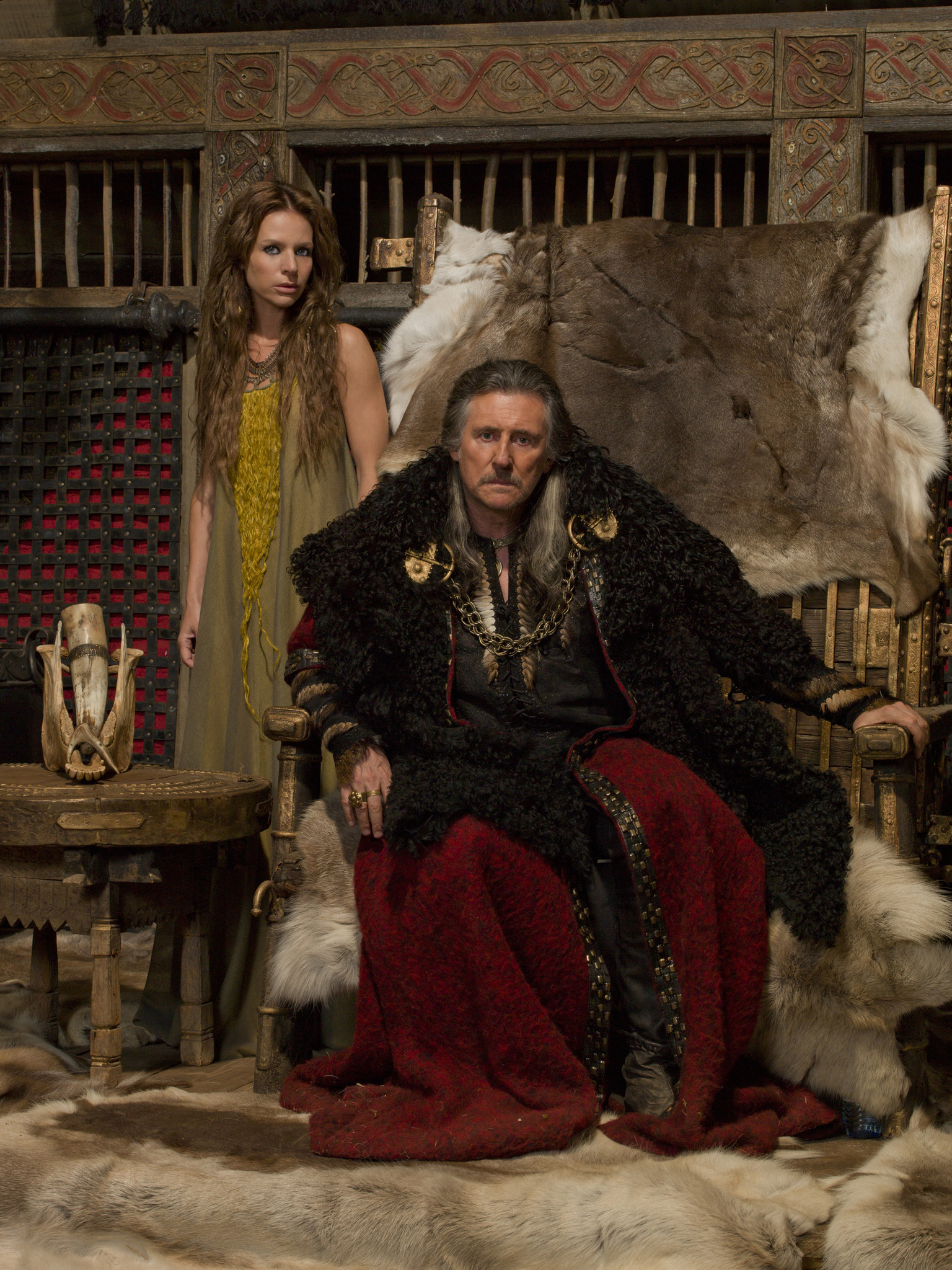 Still of Gabriel Byrne and Jessalyn Gilsig in Vikings (2013)