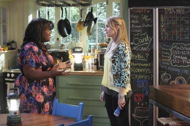 Still of Raven Goodwin and Bridgit Mendler in Good Luck Charlie (2010)