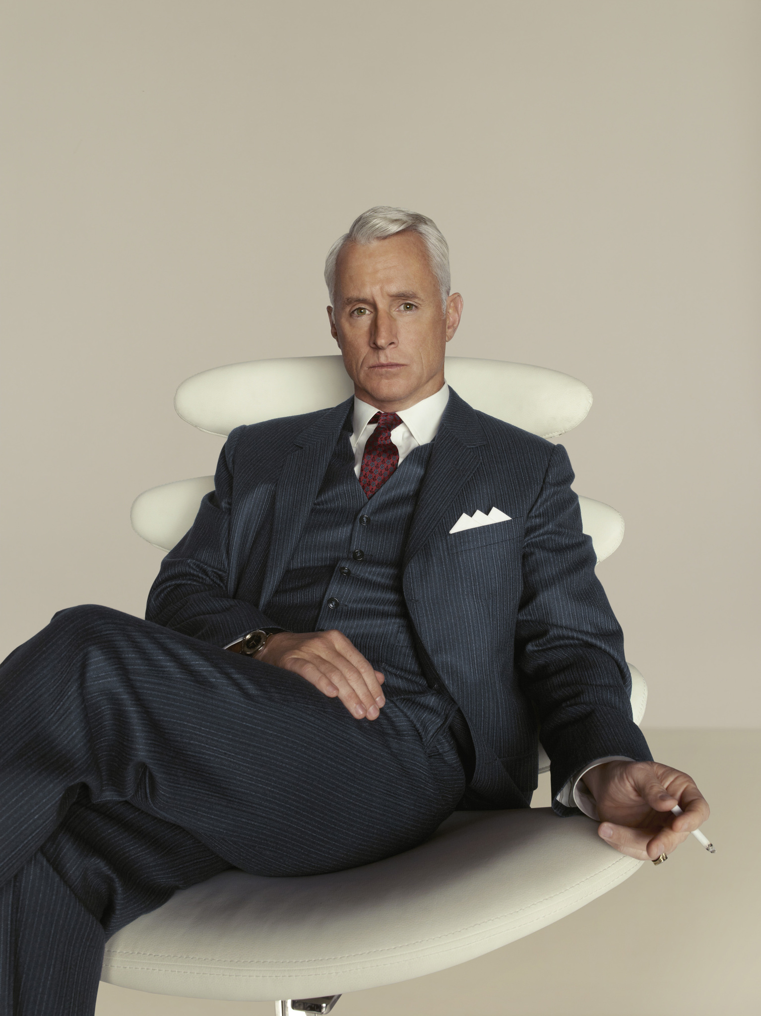 Still of John Slattery in MAD MEN. Reklamos vilkai (2007)