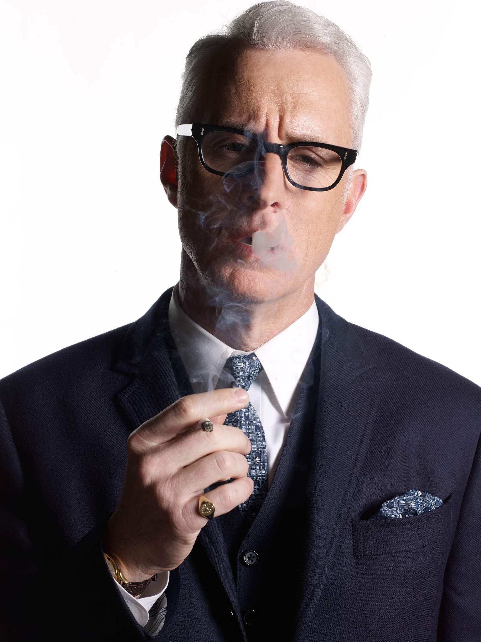 Still of John Slattery in MAD MEN. Reklamos vilkai (2007)