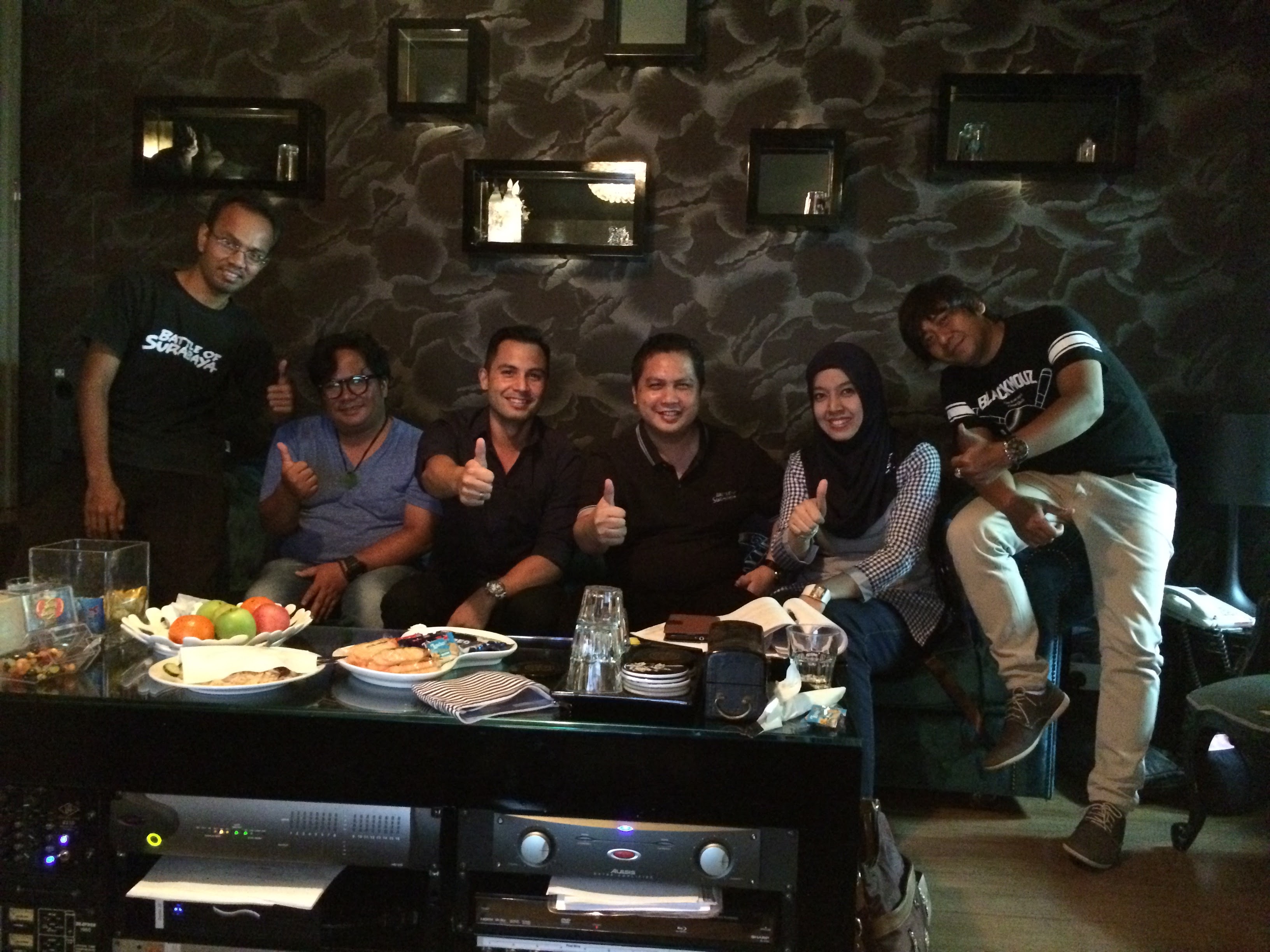 Song Zu Studio with Keagan Kang (Australian Actor). Take voice for movie Battle of Surabaya