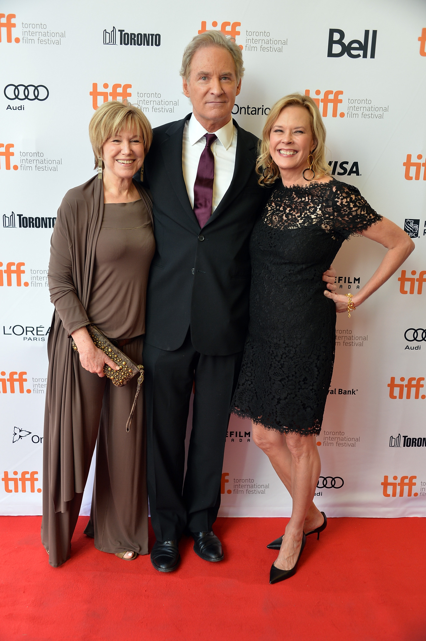 Kevin Kline, JoBeth Williams and Mary Kay Place at event of The Big Chill (1983)