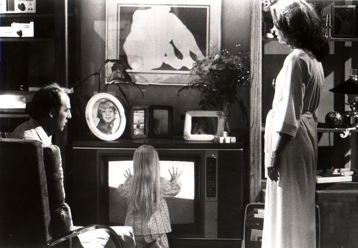 Still of Heather O'Rourke, JoBeth Williams and Craig T. Nelson in Poltergeist (1982)