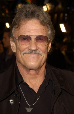 Kris Kristofferson at event of Blade II (2002)