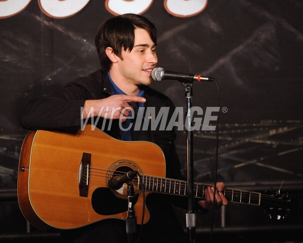 PASADENA, CA - JANUARY 24: Comedian and musician Paris Dylan performs during his appearance at The Ice House Comedy Club on January 24, 2013 in Pasadena, California. (Photo by Michael Schwartz/WireImage)