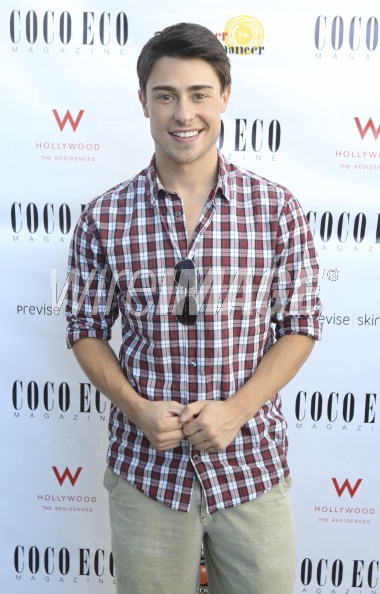 HOLLYWOOD, CA - SEPTEMBER 20: Actor Paris Dylan attends the Coco Eco Give Back Suite Benefiting The Launch Of The Trash Cancer Campaign And Non Profit Cancer Schmancer at W Hollywood on September 20, 2012 in Hollywood, California. (Photo by Vivien Killile