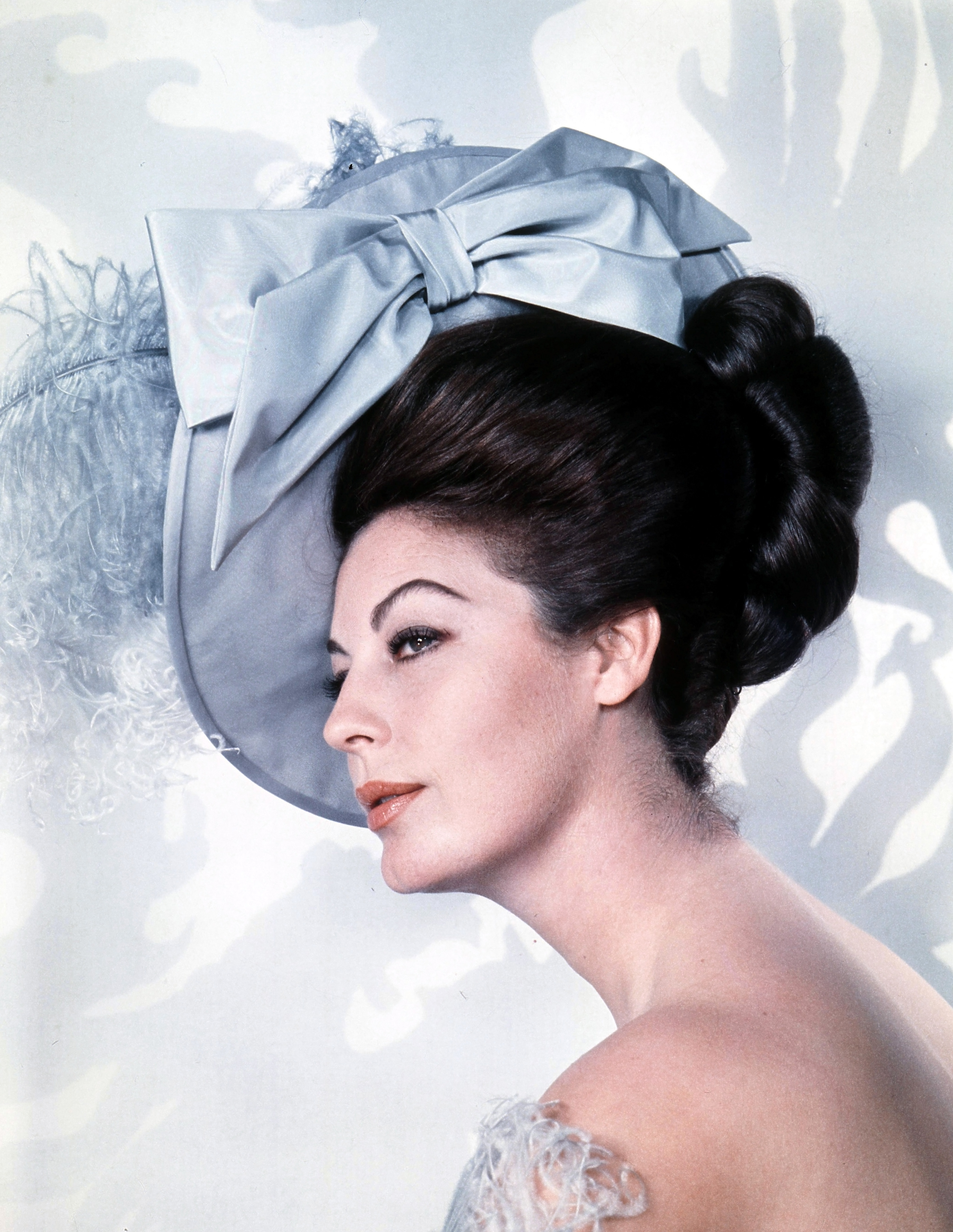 Still of Ava Gardner in 55 Days at Peking (1963)