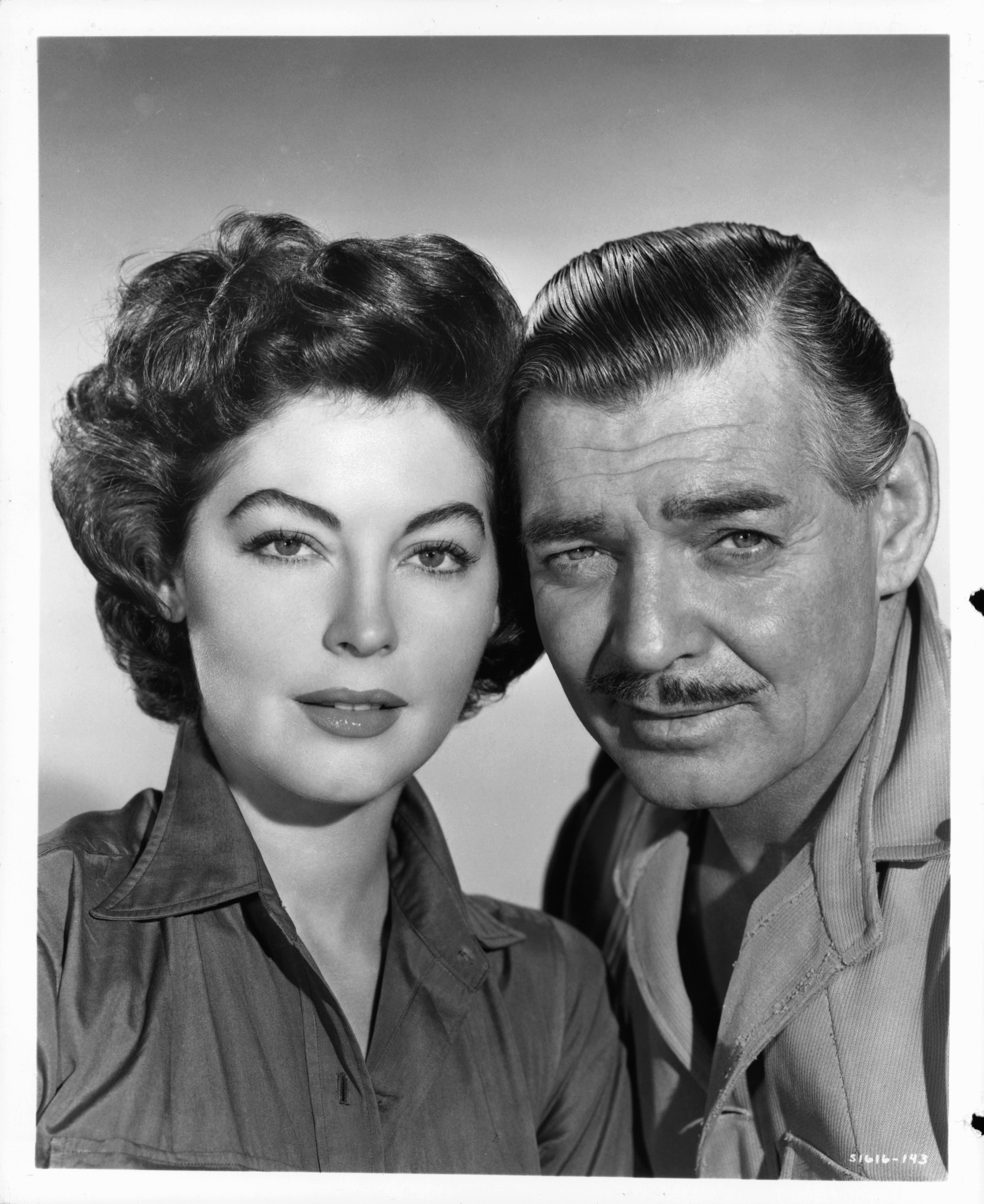 Still of Clark Gable and Ava Gardner in Mogambo (1953)