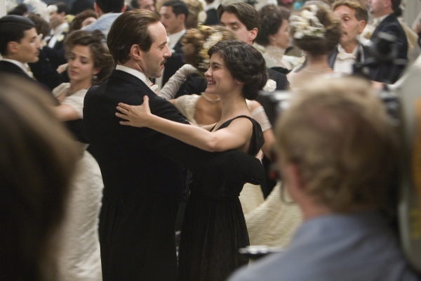 Still of Alessandro Nivola and Audrey Tautou in Coco avant Chanel (2009)