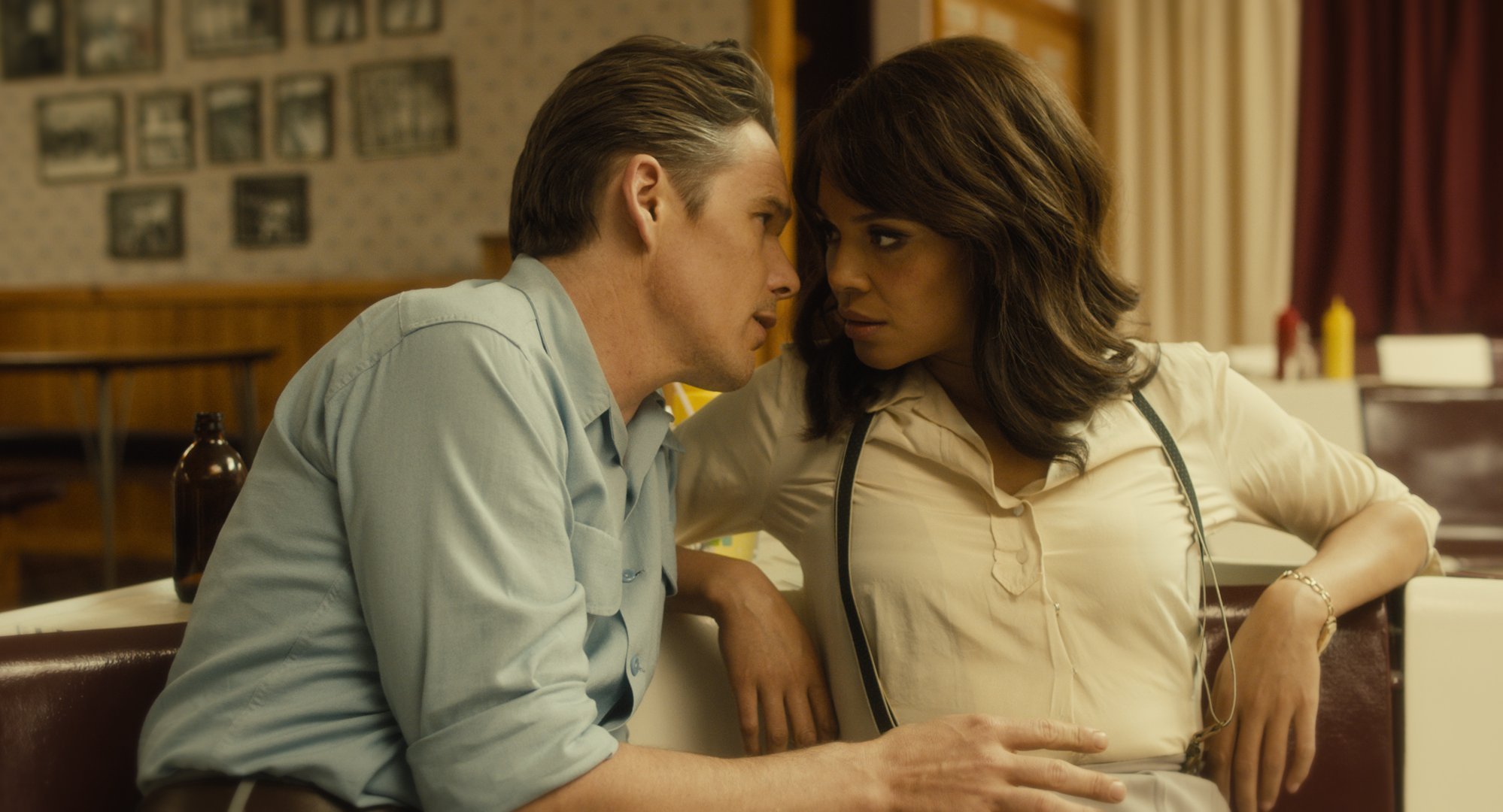 Still of Ethan Hawke and Carmen Ejogo in Born to Be Blue (2015)