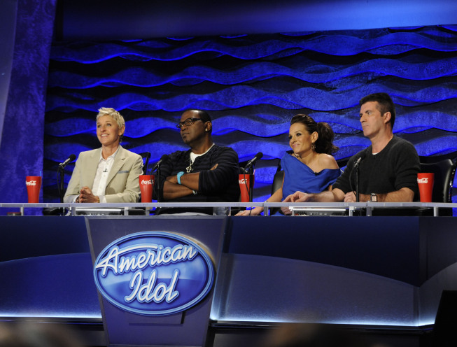 Still of Ellen DeGeneres, Simon Cowell, Randy Jackson and Kara DioGuardi in American Idol: The Search for a Superstar (2002)
