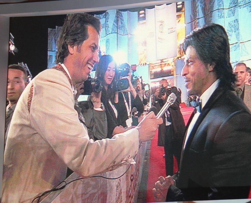 Interviewing Shah Rukh Khan on the red carpet