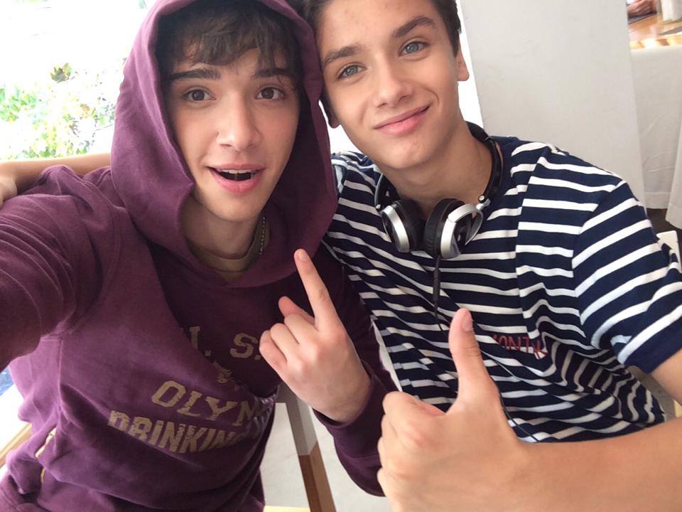 Joaquin Ochoa with 'Aliados' castmate Julián Serrano.