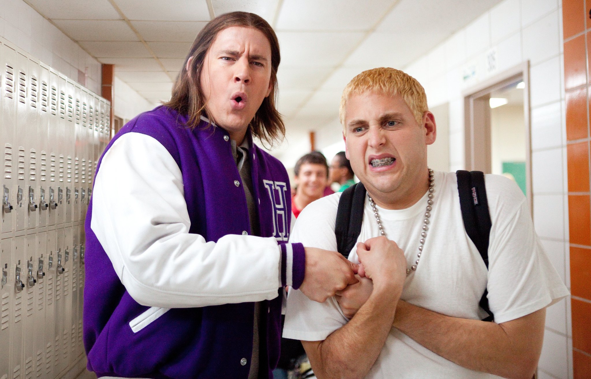 Still of Channing Tatum and Jonah Hill in Nevykeliai po priedanga (2012)